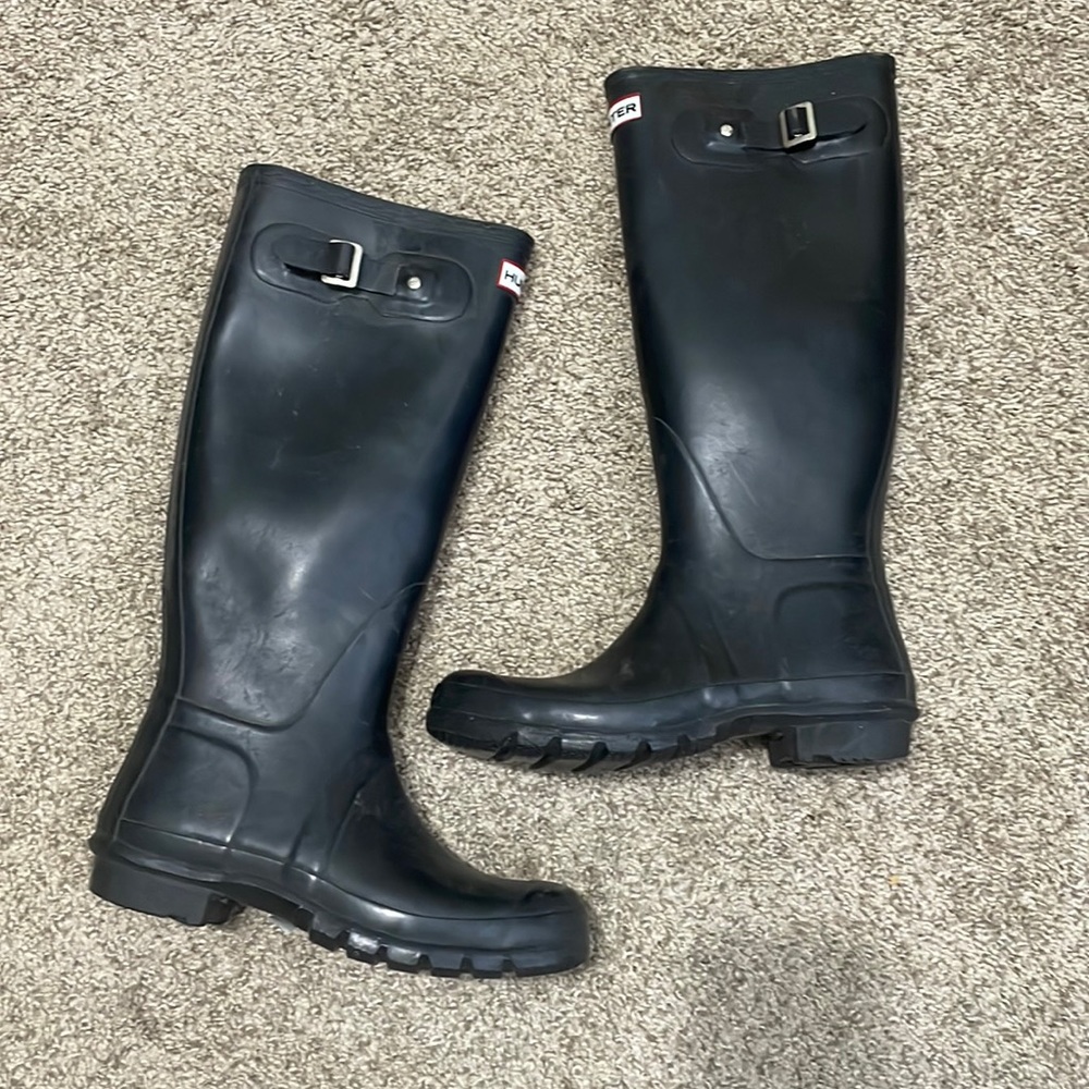 Hunter Brand Womens Knee High Black Rubber Rainboots Size 8M/9F